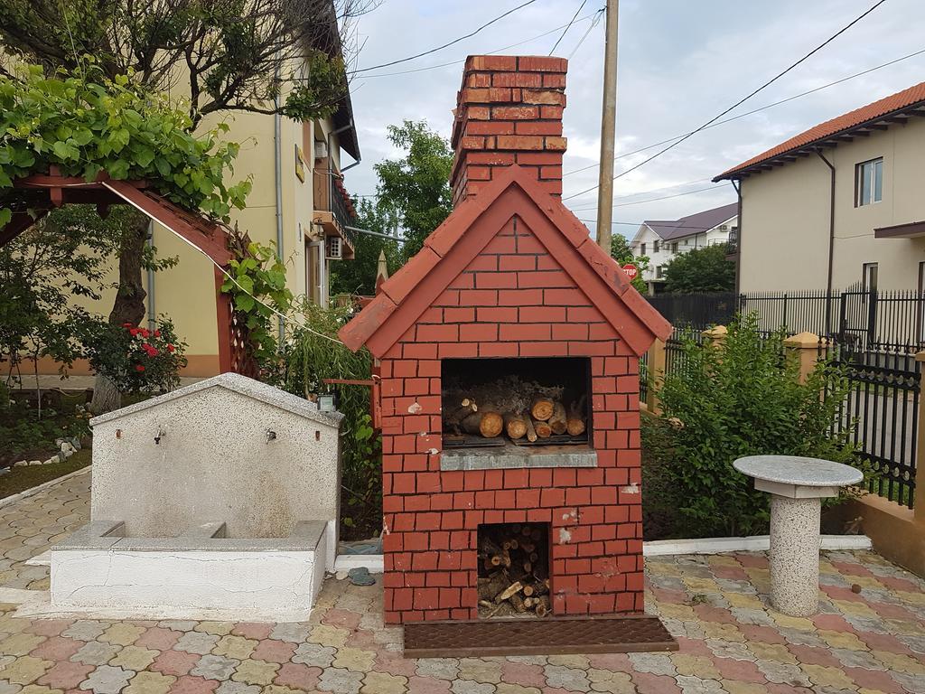 Pensiunea Casa Johnelly Costinești Dış mekan fotoğraf
