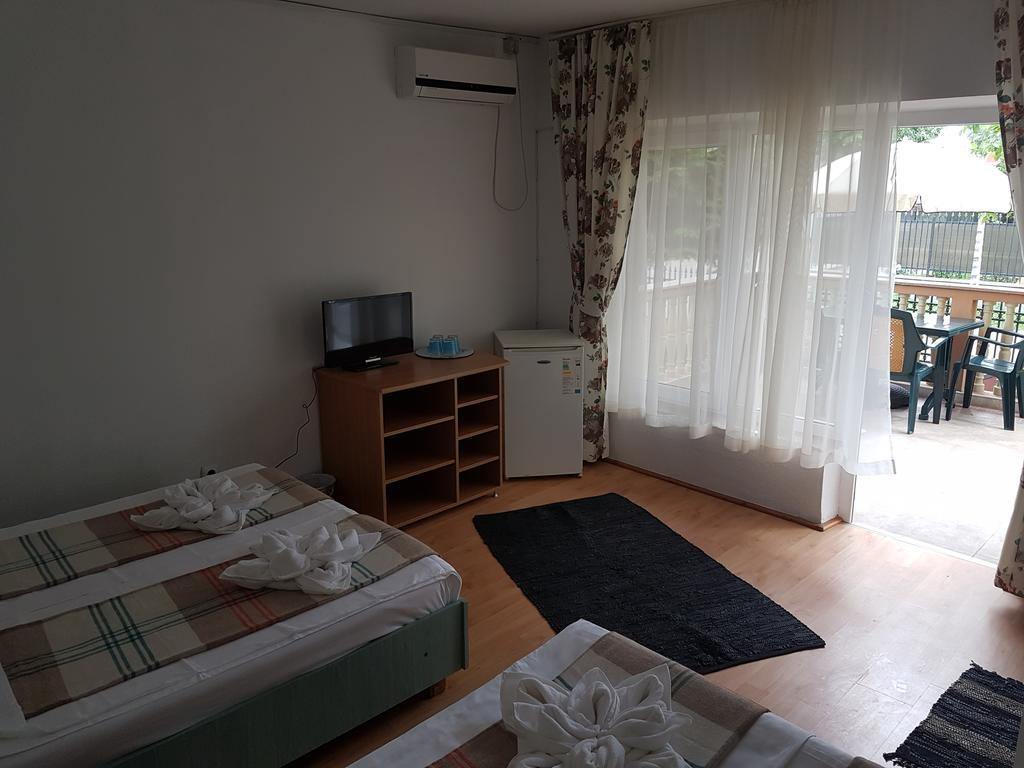 Pensiunea Casa Johnelly Costinești Dış mekan fotoğraf